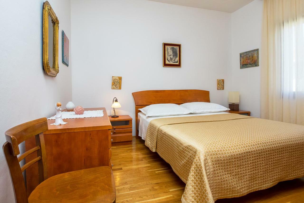 Apartment Olivera Trogir Zewnętrze zdjęcie